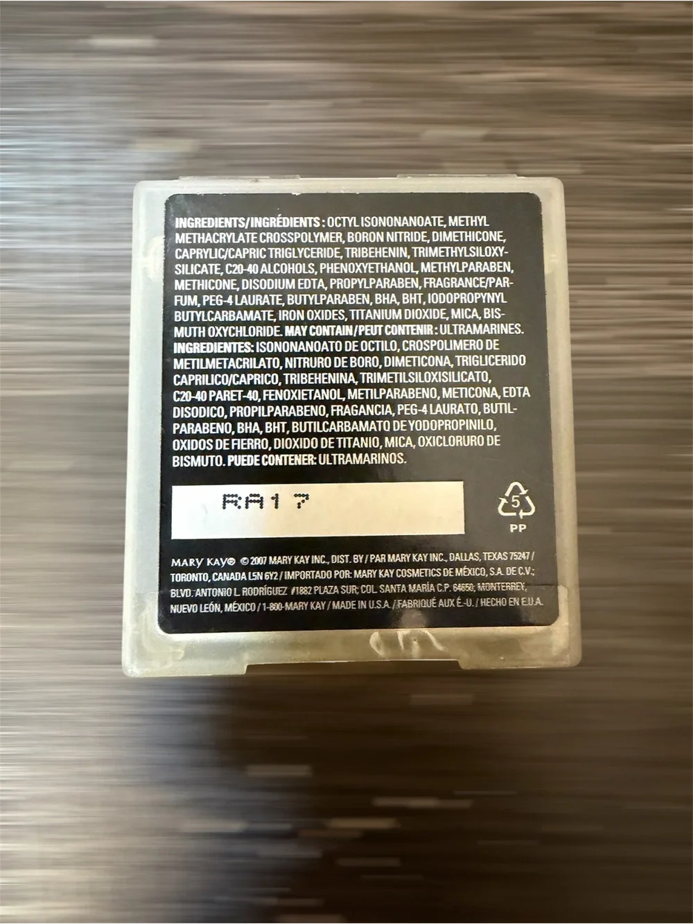 Mary Kay Creme-to-Powder Foundation Beige 2